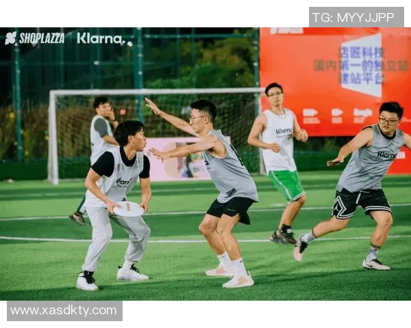 武汉飞盘队包夹战术解析与战绩提升的深度探讨 武汉飞盘队包夹战术解析与战绩提升的深度探讨