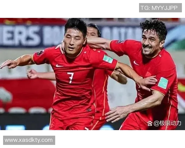 深圳足球队配合引发热议球迷对战术执行和团队默契的不同看法 深圳足球队配合引发热议球迷对战术执行和团队默契的不同看法